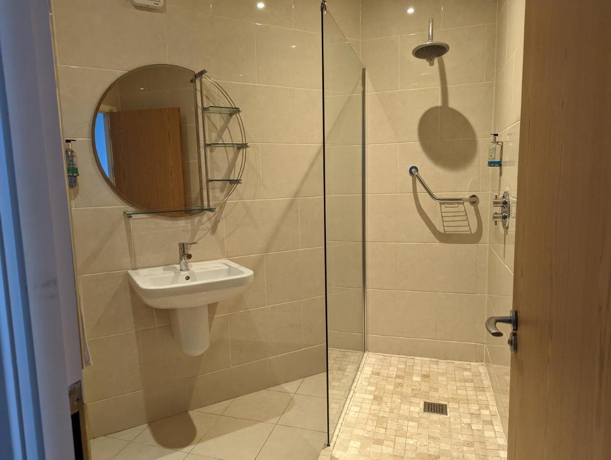 Barley Sheaf, Old Bridge Street En Suite Rooms, Room Only Truro Bagian luar foto