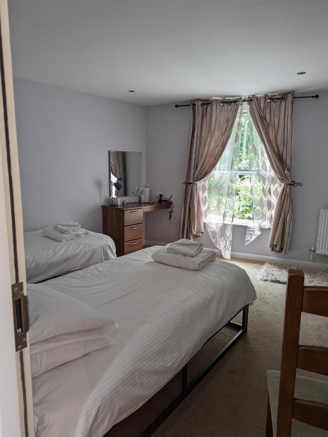 Barley Sheaf, Old Bridge Street En Suite Rooms, Room Only Truro Bagian luar foto