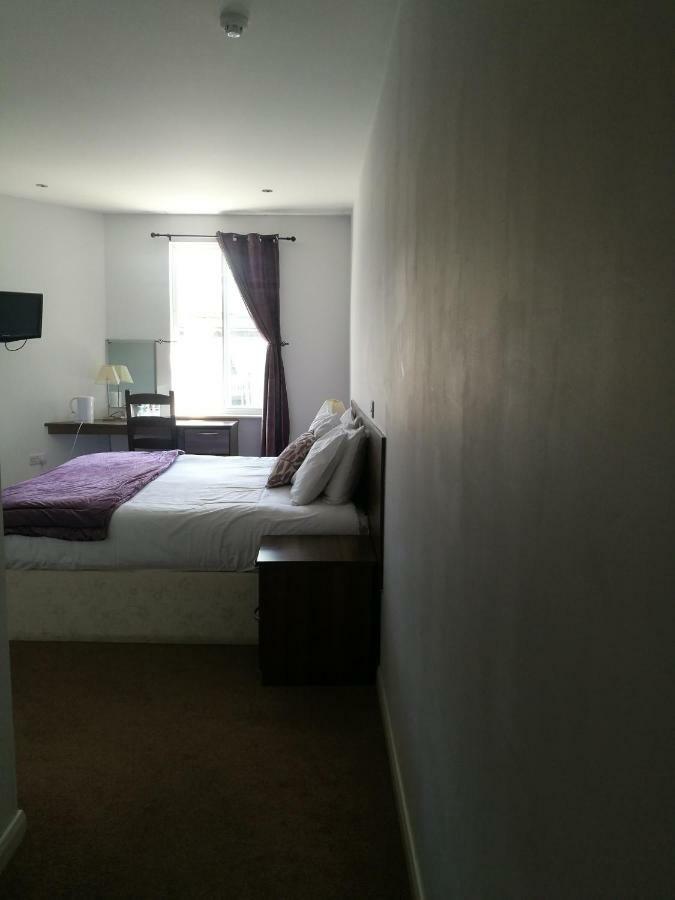 Barley Sheaf, Old Bridge Street En Suite Rooms, Room Only Truro Bagian luar foto